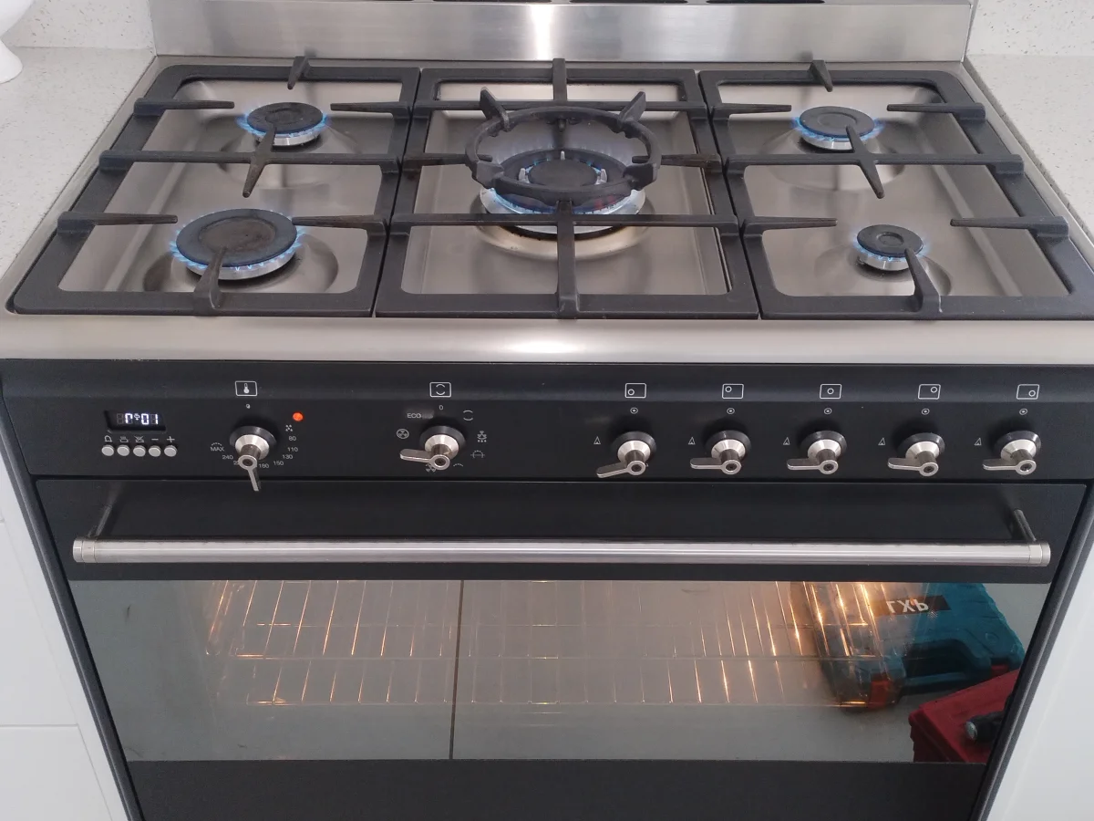 Gas and electrical stove repairs and servicing